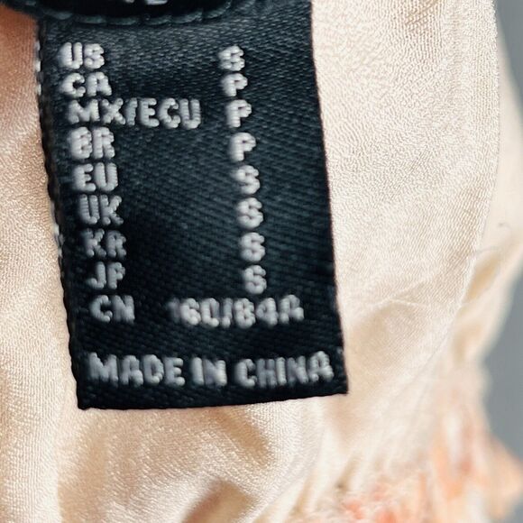 Forever 21 Womens Small Beige Print Crop Top Tie Strap Smocked Boho Coquette - Picture 8 of 12